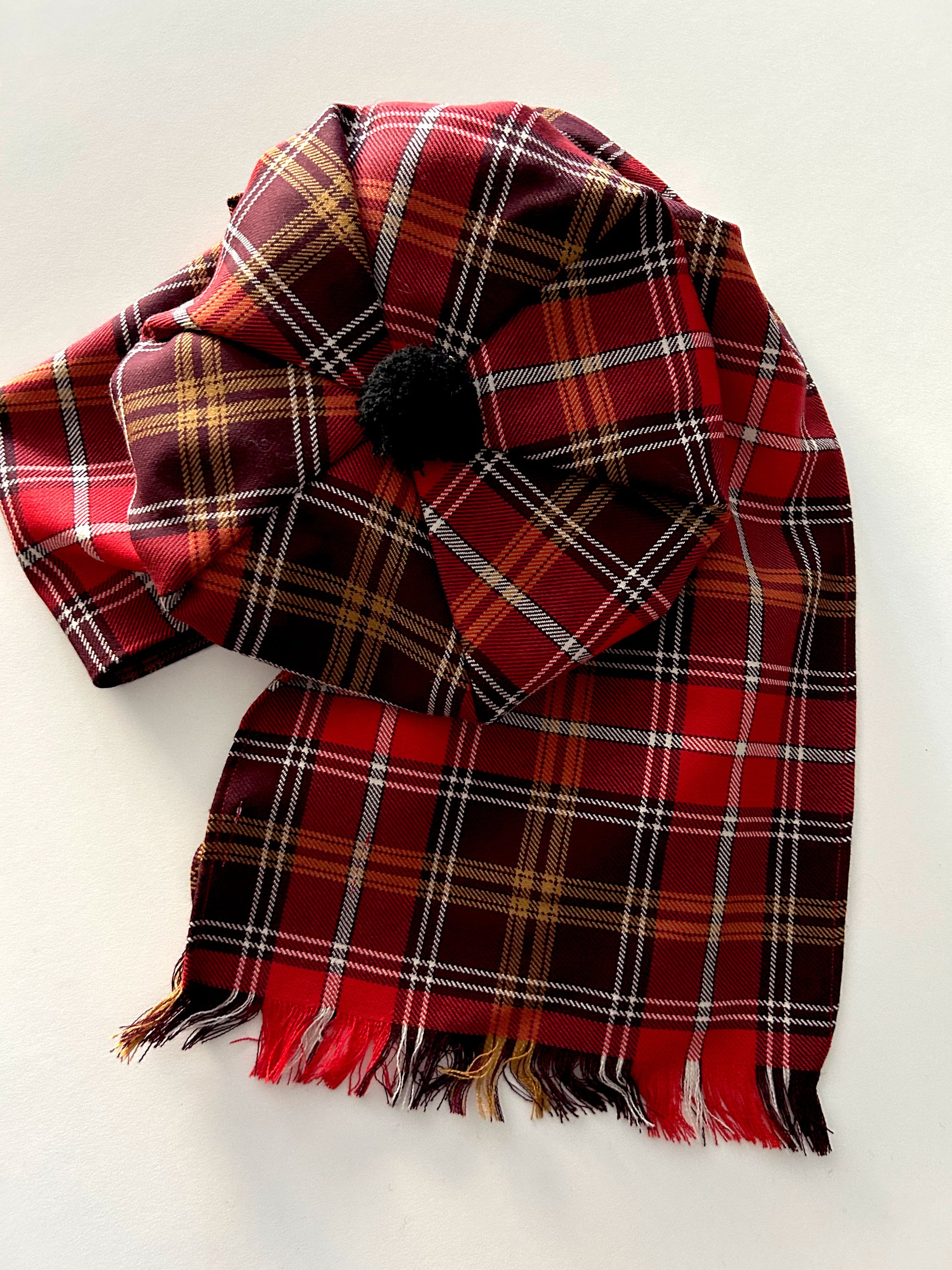 Kiku / Chrysanthemum tartan cap and scarf